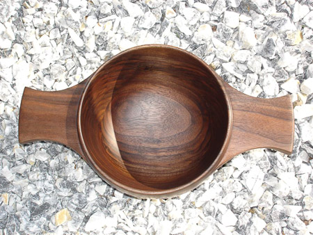 walnut quaich